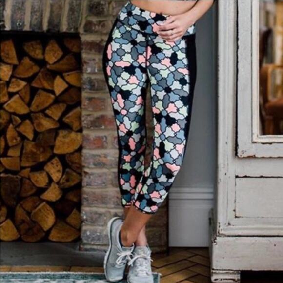 Sweaty Betty Zero Gravity Cropped Athletic 21” Leggings W1077 Sz L - Picture 3 of 9